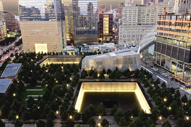 9/11 Memorial, Ground Zero Tour with Optional 9/11 Museum Ticket - Why a guided Ground Zero visit adds value