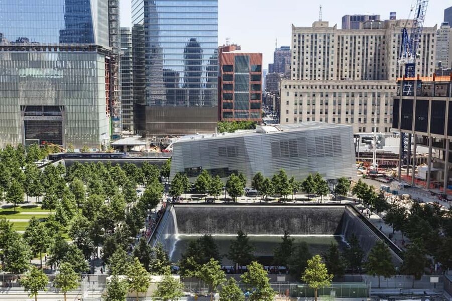 9/11 Memorial & Ground Zero Tour with Optional Museum Entry - Meeting the FDNY at Ten House