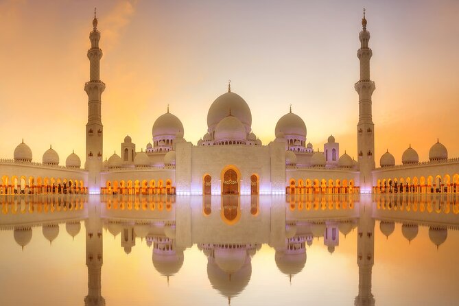 Abu Dhabi city tour with Entry ticket to Louvre Museum from Abu Dhabi - The Abu Dhabi dates market: a small but tasty stop