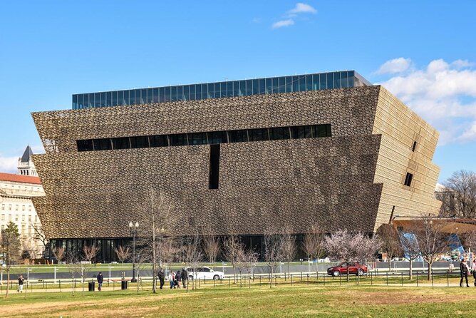 African American History Tour with Museum of African American History Ticket - Why this tour gives Washington a different frame