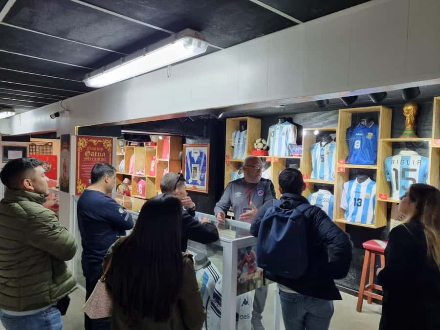 AllMaradona Buenos Aires: Maradona House Museum and Stadium - La Casa de D10S and Maradona’s family life