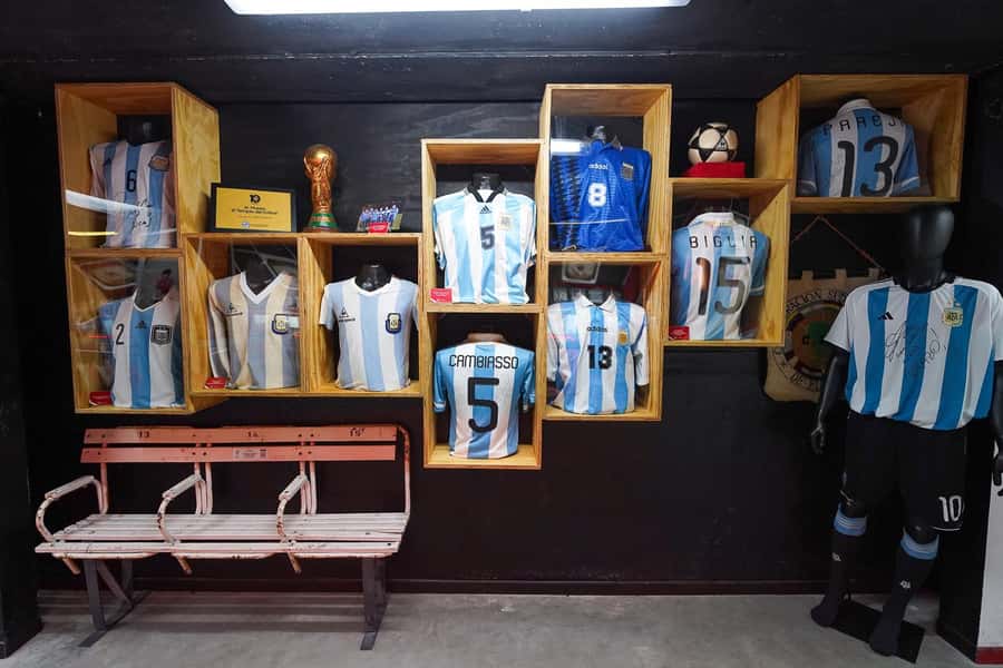 AllMaradona Buenos Aires: Maradona House Museum and Stadium - Is $138 a fair price?