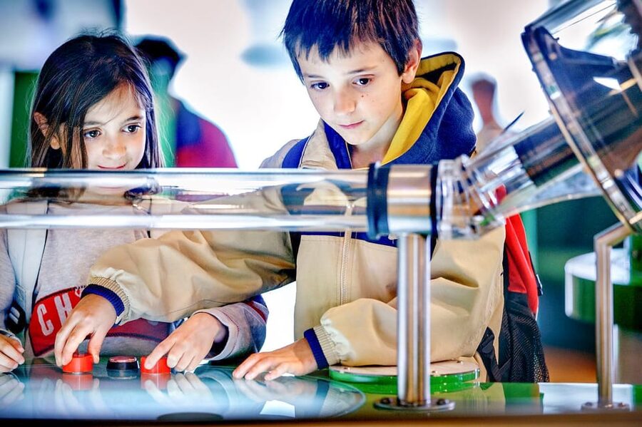 Amsterdam: 1-Hour Canal Cruise & NEMO Science Museum - Should you book this Amsterdam combination?
