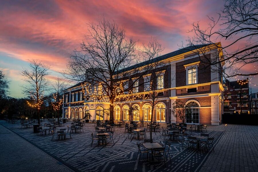 Amsterdam: ARTIS Royal Zoo and ARTIS Groote Museum Ticket - Price, family value, and what is not included