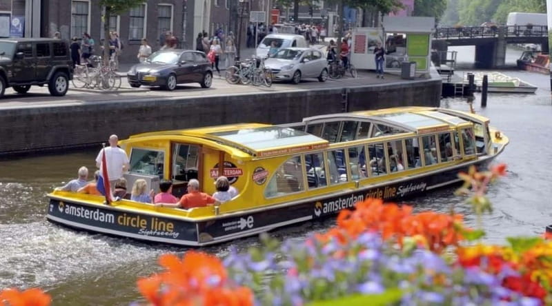 Amsterdam: Canal Cruise from Anne Frank Museum - Seeing Amsterdam from the Anne Frank House to the IJ