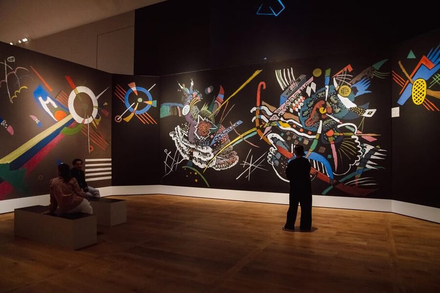 Amsterdam: H'ART Museum Entry Ticket - Should you book the H’ART Museum ticket?