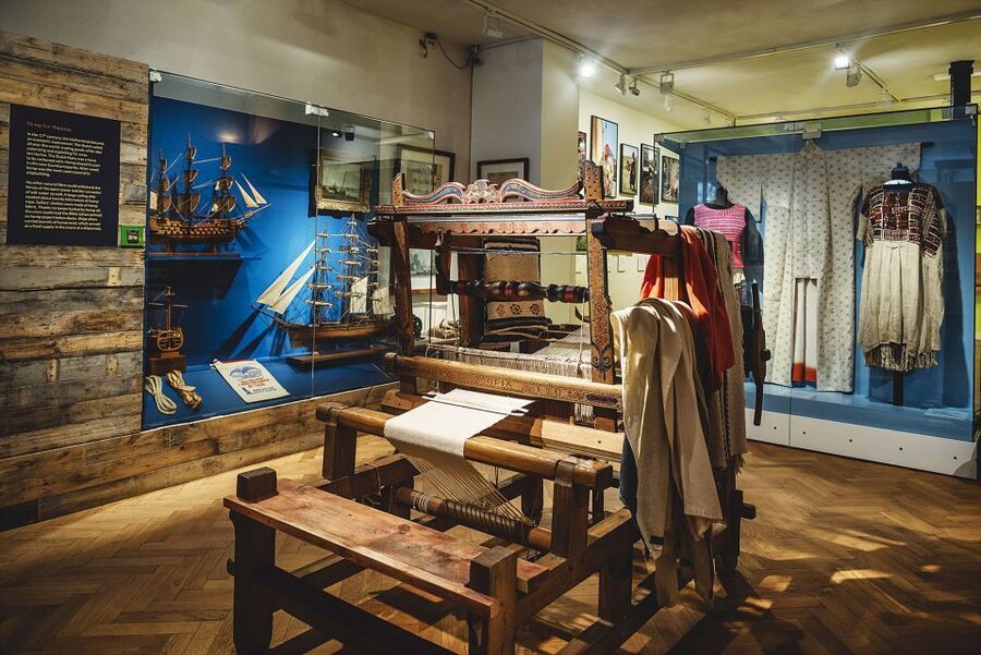 Amsterdam: Hash, Marihuana, and Hemp Museum Entry Ticket - Using the audio guide at your own pace