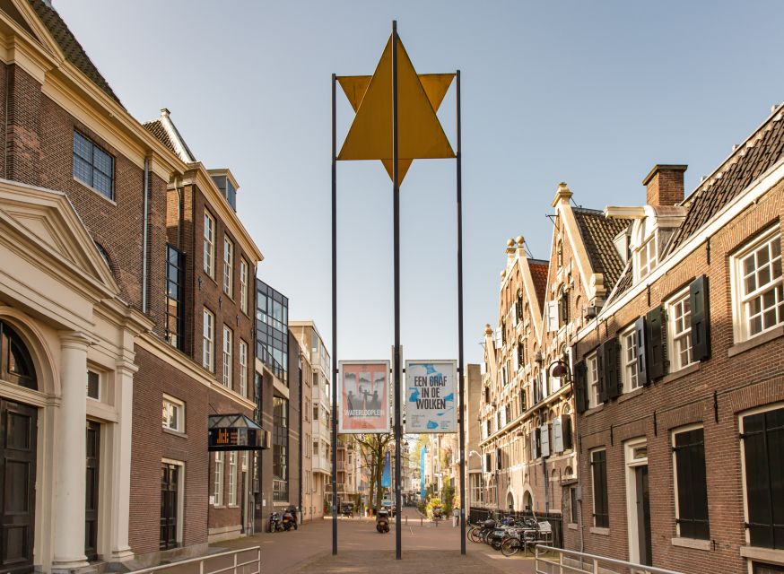 Amsterdam: Jewish Museum Entrance Tickets - The audio guide and museum route