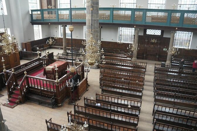 Amsterdam Jewish Museum (Joods Museum & Joods Museum Junior) - The Portuguese Synagogue and its candlelit interior