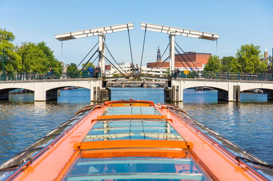 Amsterdam: Moco Museum Entry Ticket and Canal Cruise - Who gets the best value from the $32 price