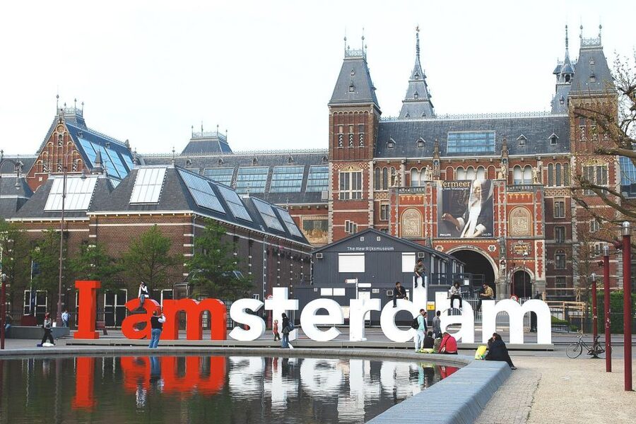 Amsterdam: Van Gogh Museum Masterpieces Tour up to 8 guests - Is $187 per person good value?
