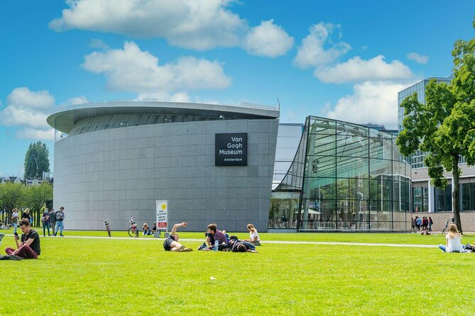 Amsterdam: Van Gogh Museum (Private Tour with Art Historian) - Paris, new color, and artistic change
