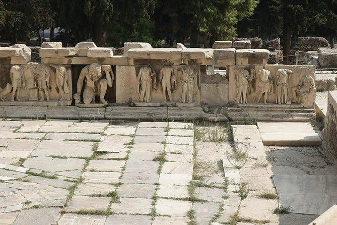 Ancient Athens tour: Acropolis, Parthenon and Acropolis Museum - The guide is the real value