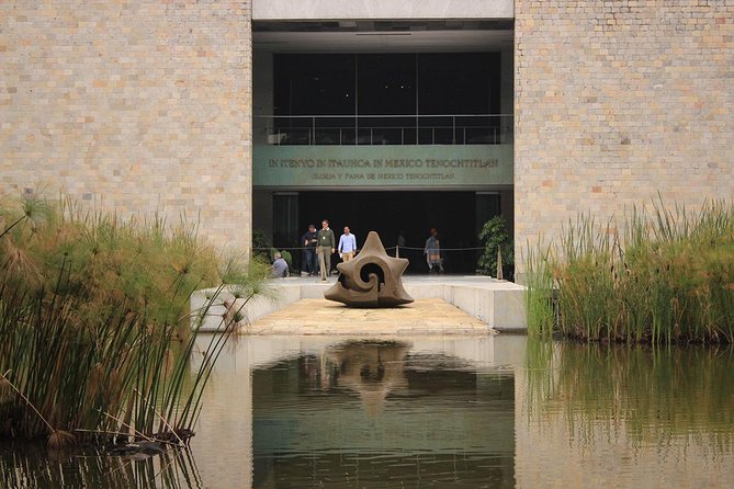 Anthropology Museum Guided Tour - Starting at Reforma and entering Chapultepec