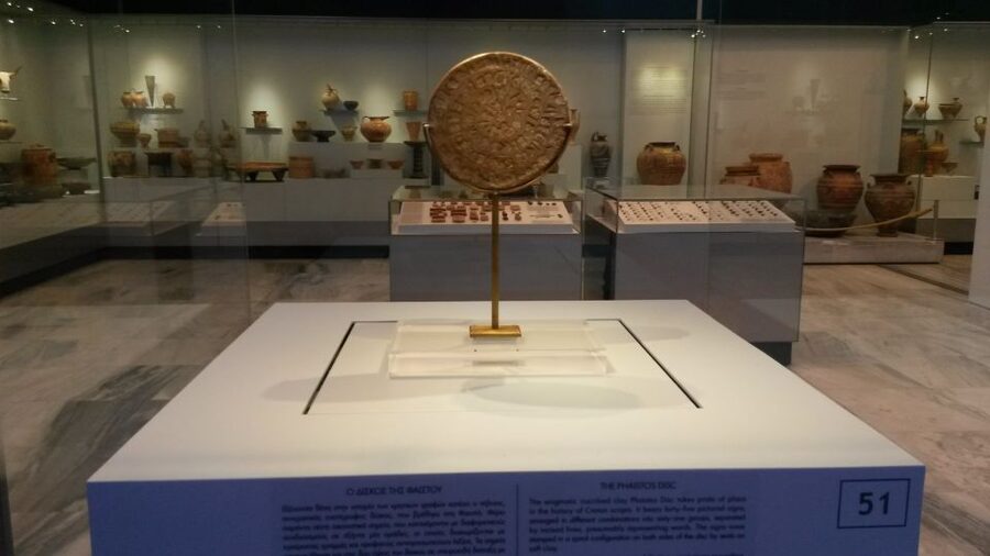 Archaeological Museum of Heraklion: Guided Walking Tour - What the 90-minute route feels like