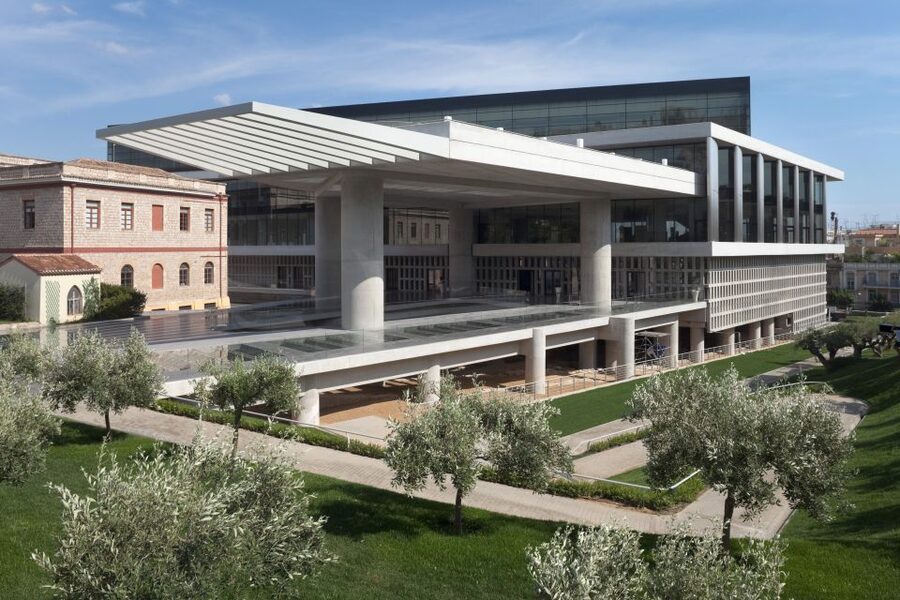 Athens: Acropolis Museum Ticket with optional Audio Guide - When to visit and how to pair it with the Acropolis