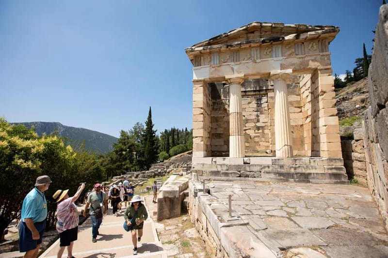 Athens: Delphi Day Tour with Museum & Arachova Village Visit - The key points at a glance
