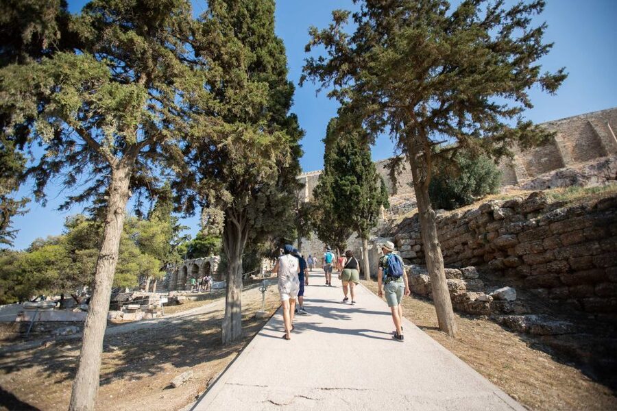 Athens: Early Morning Guided Tour to Acropolis and Museum - Who should book this morning tour