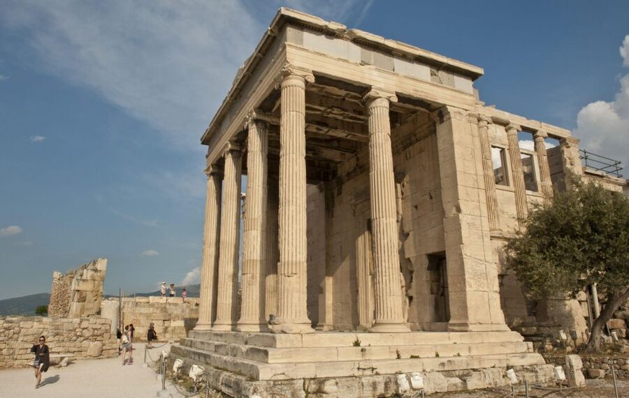 Athens: Half-Day Sightseeing Tour with Acropolis Museum - How the five-hour schedule feels