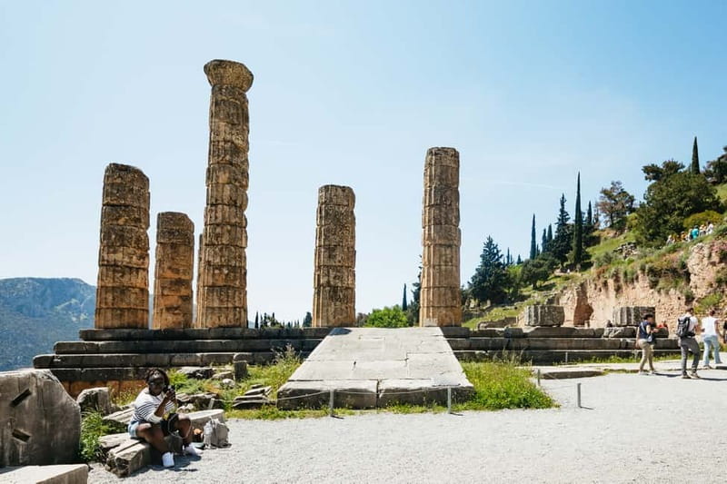 Athens: Mythology of Delphi, Museum and Arachova Guided Tour - Key points to know before booking