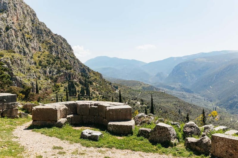 Athens: Mythology of Delphi, Museum and Arachova Guided Tour - What the $30 price really includes