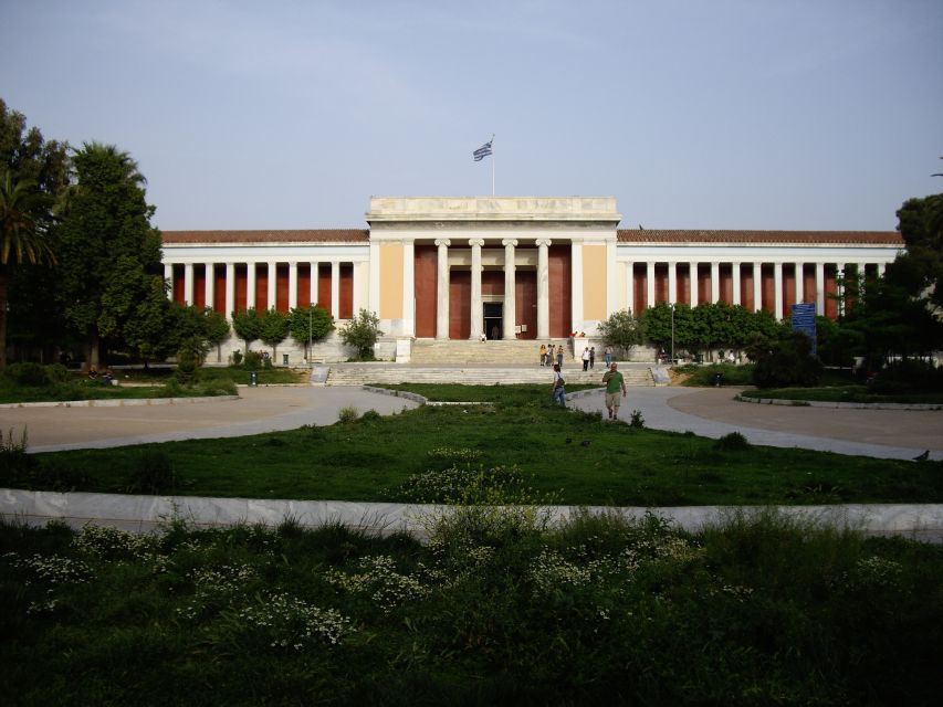 Athens: National Archaeological Museum Private Guided Tour - The first galleries: prehistoric Greece and the Aegean world
