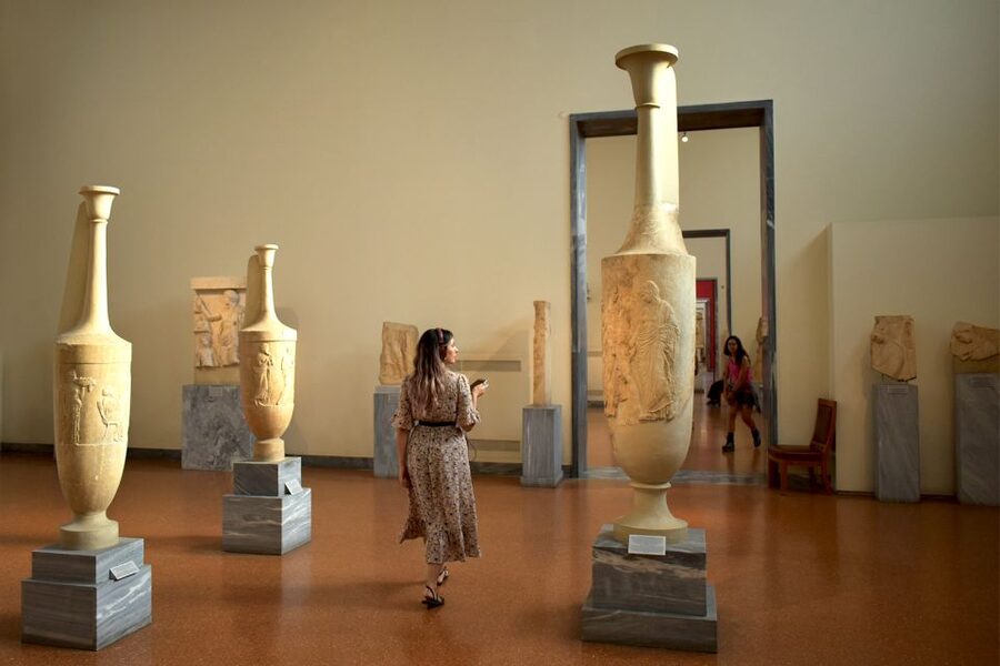 Athens: National Archaeological Museum Ticket & Audio Guide - How the audio tour works in practice