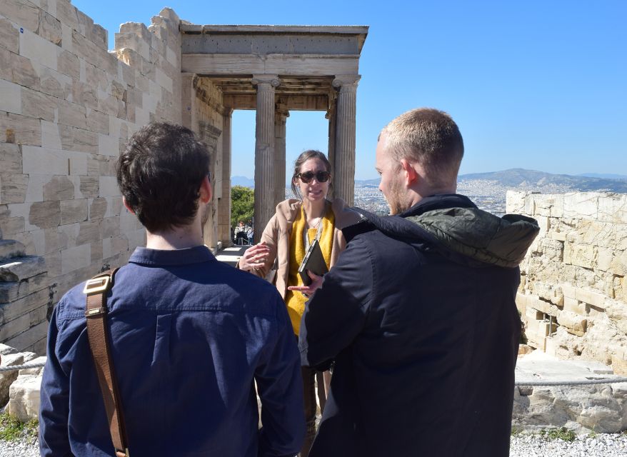 Athens: The Acropolis and Acropolis Museum Tour in German - Why the Acropolis works best with the museum