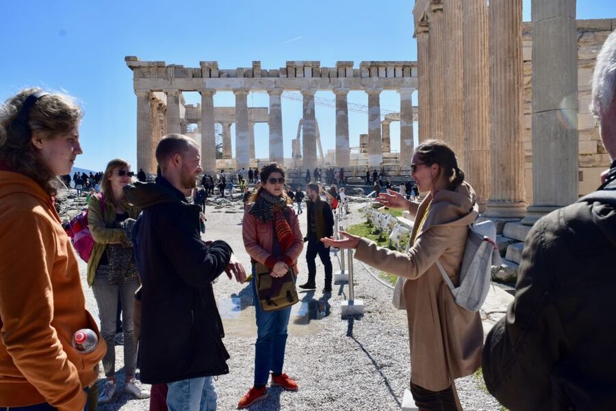 Athens: The Acropolis and Acropolis Museum Tour in German - The uphill walk past the Herodion