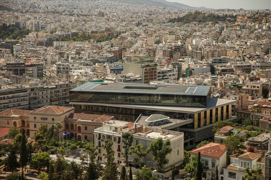 Athens: The Acropolis Museum Guided Tour - The ground level and the ancient neighborhood below