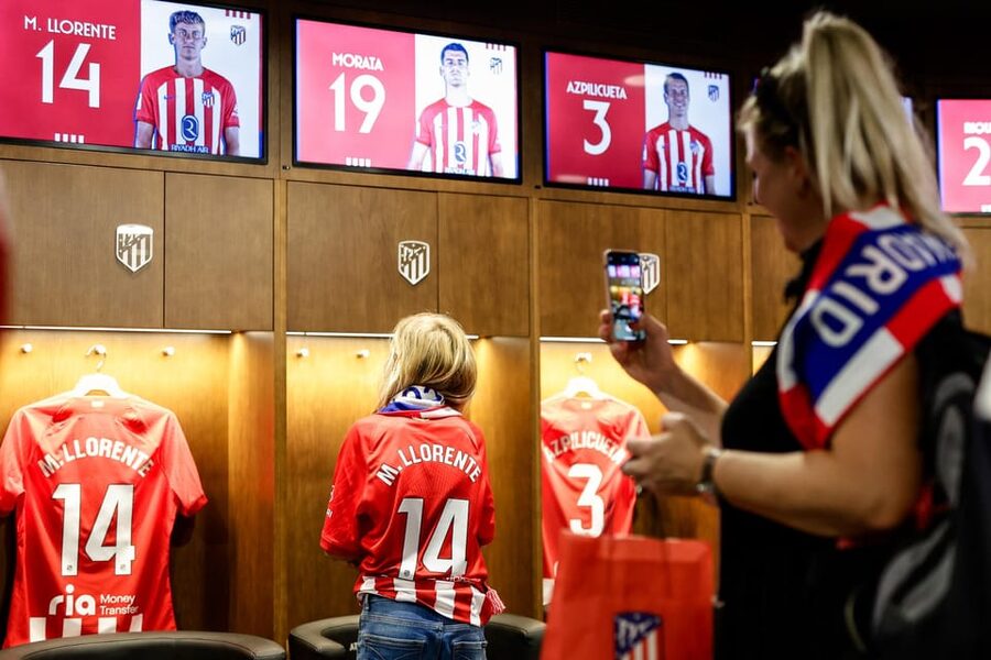 Atlético de Madrid: Guided Stadium Tour with Museum Entry - The first-team locker room and players’ benches