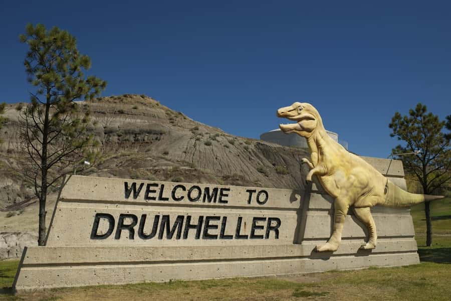 Badlands Tour: Drumheller with Museum, Hoodoos & Coal Mine - Royal Tyrrell Museum: the reason to reserve a seat