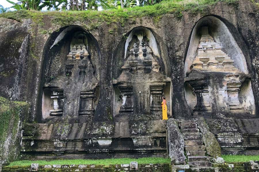 Bali: Archeology Museum, Gunung Kawi & Goa Gajah Temple Tour - Tirta Empul: begin with a living sacred spring