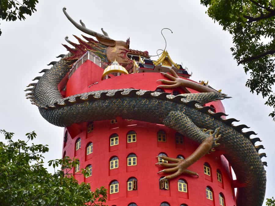 Bangkok: Floating Market, Dragon Temple, Na Satta Museum - Damnoen Saduak Floating Market by paddle boat