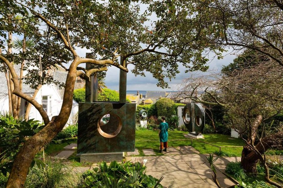 Barbara Hepworth Museum & Sculpture Garden: entry to site. - The sculpture garden and its sub-tropical planting