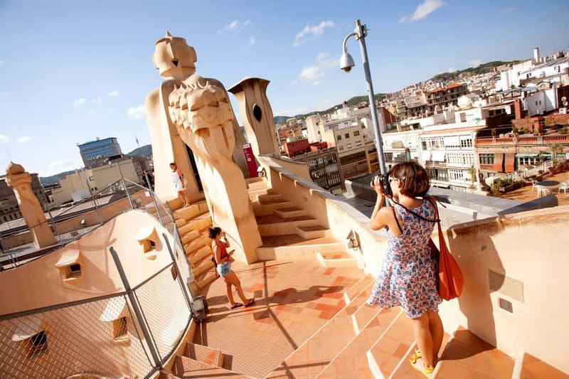 Barcelona Card: 25+ Museums and Free Public Transportation - Montjuïc: Castle, Miró, Gardens, and Sport