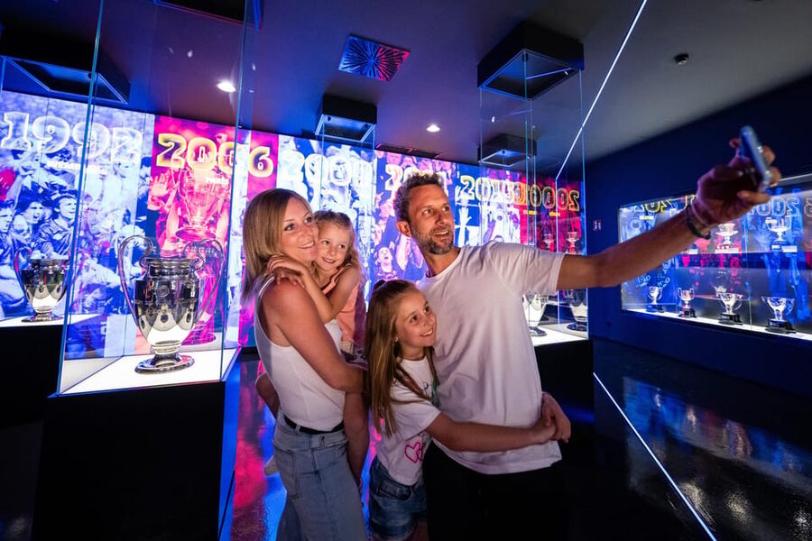 Barcelona: FC Barcelona Museum Total Experience Pass - Following Barça through the We are history tunnel
