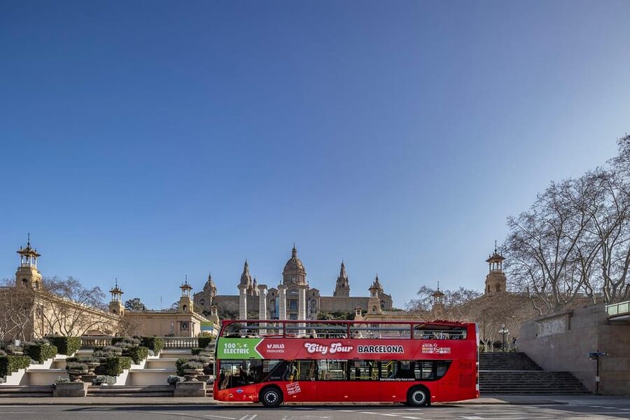 Barcelona: Hop-On Hop-Off Bus and Moco Museum Ticket - Plaça Catalunya is the simplest starting point