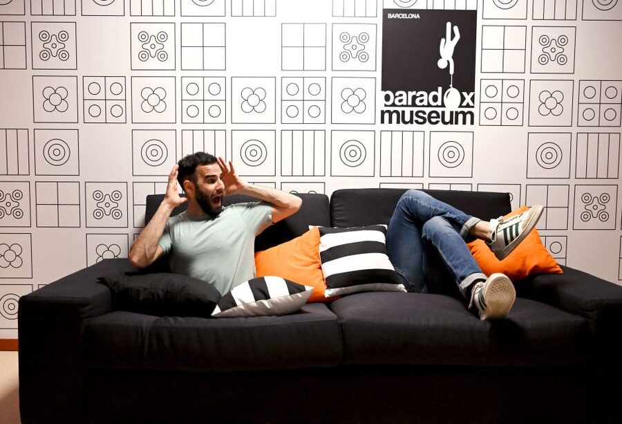 Barcelona: Paradox Museum Entry Ticket - Following the one-way route through 70-plus exhibits