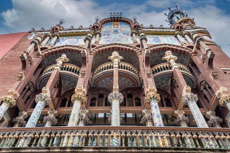 Barcelona: Picasso Museum Entry, Digital Guide & Born Walk - Is $39 a sensible price?