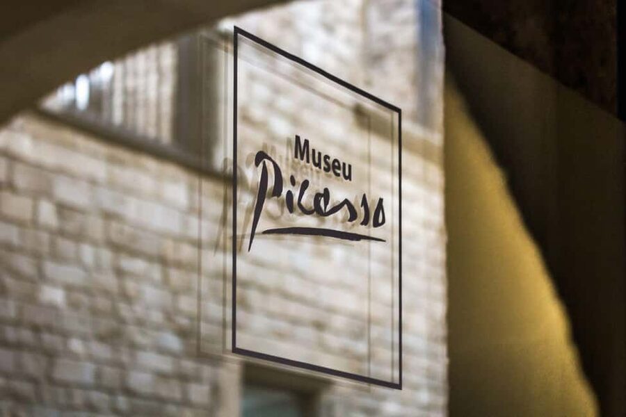 Barcelona: Picasso Museum Entry, Digital Guide & Born Walk - Who will like this format?