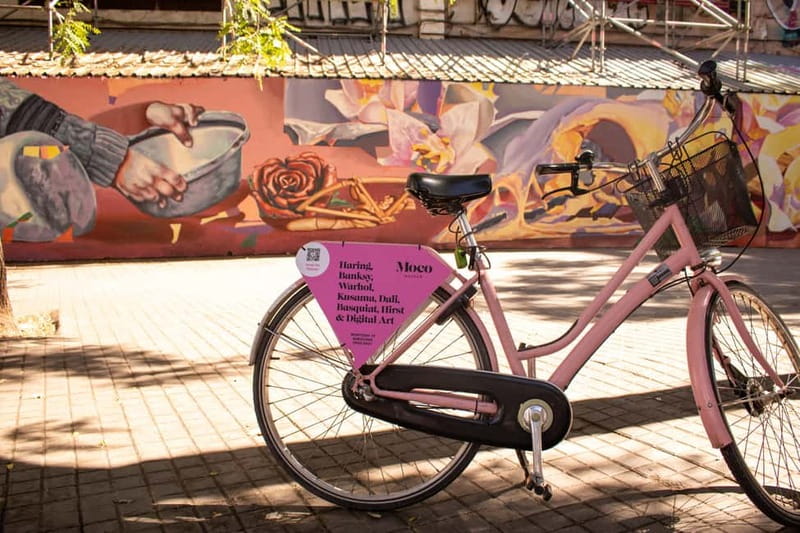 Barcelona | StreetArt Bike Tour Moco Museum - From El Gat de Botero to CCCB