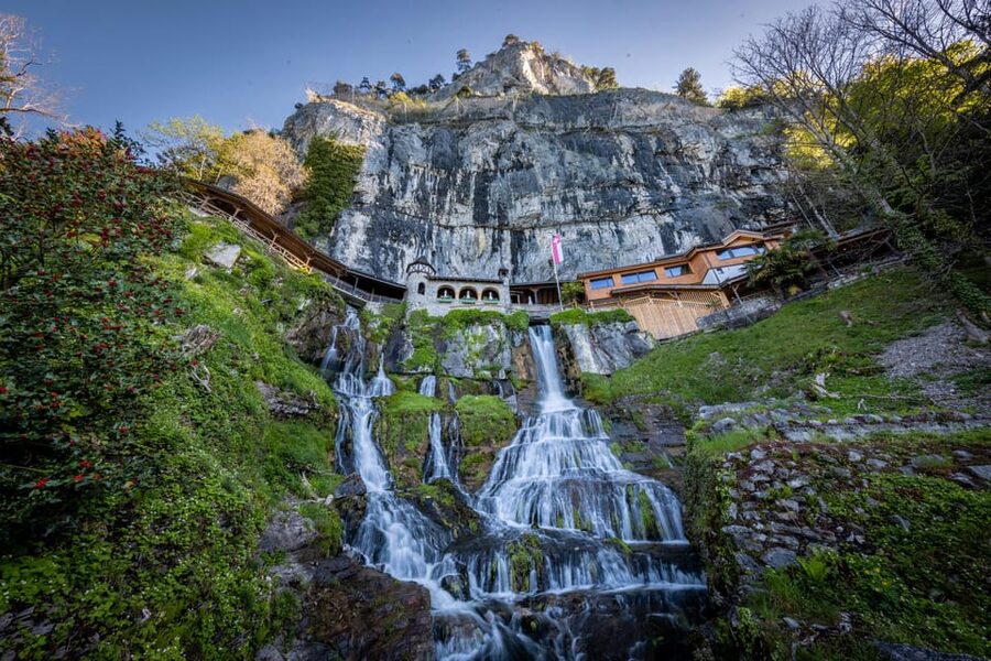 Beatenberg: Beatus Caves Entry Ticket with Museum - Practical timing and planning advice