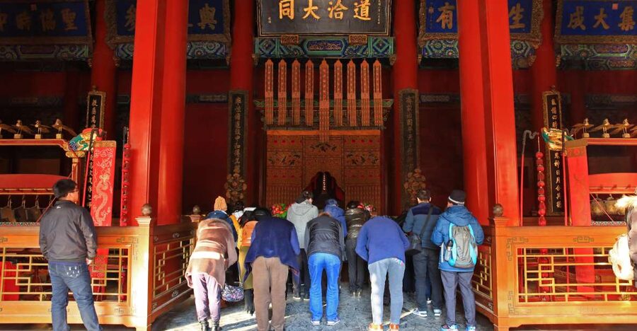Beijing: Lama Temple, Confucius Temple and Guozijian Museum - Why this four-hour route works