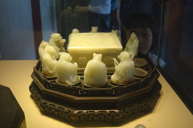 Beijing's Forbidden City with Special Viewing of Treasure Gallery and the Great Wall Ruins at Badaling - A different Badaling: quiet, steep, and partly restored