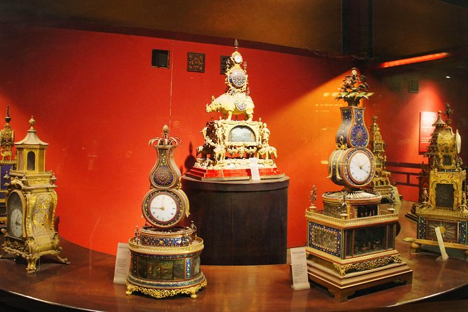 Beijing's Forbidden City with Special Viewing of Treasure Gallery and the Great Wall Ruins at Badaling - The guide can make or break this packed day