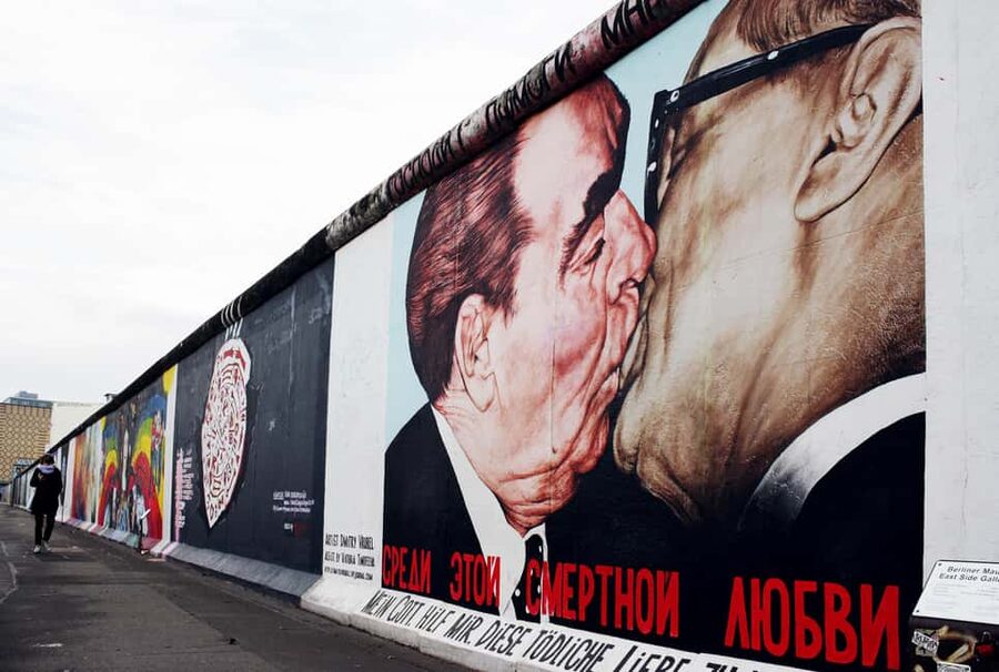 Berlin: Bus Tour to Sachsenhausen, East Side Gallery, & Berlin Story Bunker - Sachsenhausen: two hours at a place that demands respect