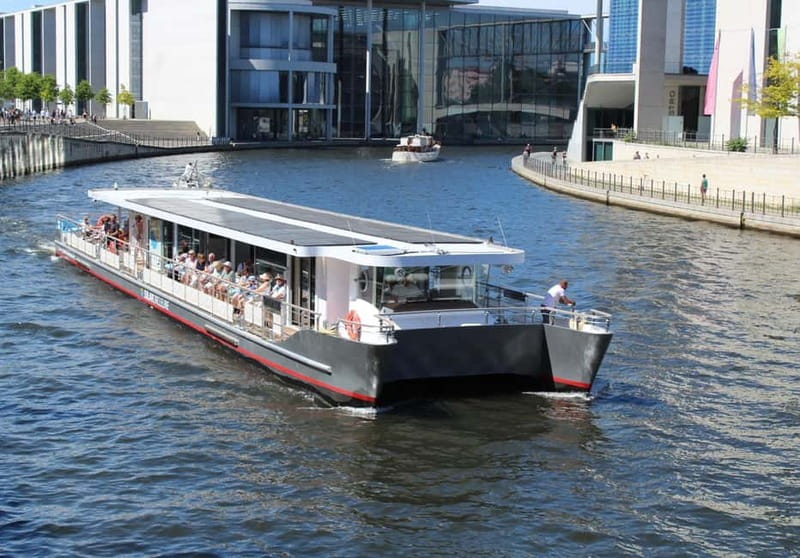 Berlin: East Side Gallery Spree Cruise in a Solar Catamaran - Practical advice before you go