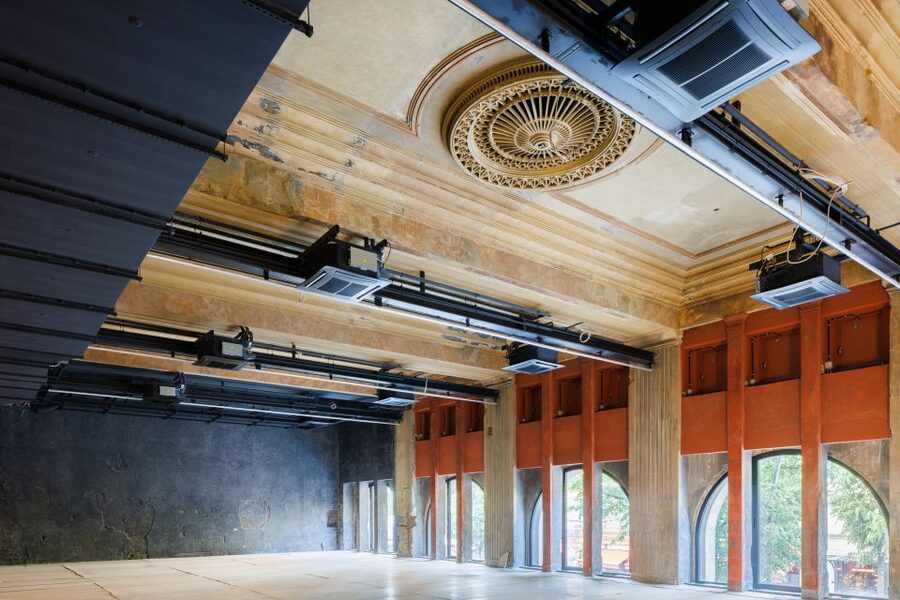 Berlin: Fotografiska Photography Exhibition Ticket - Entering a former artists’ house