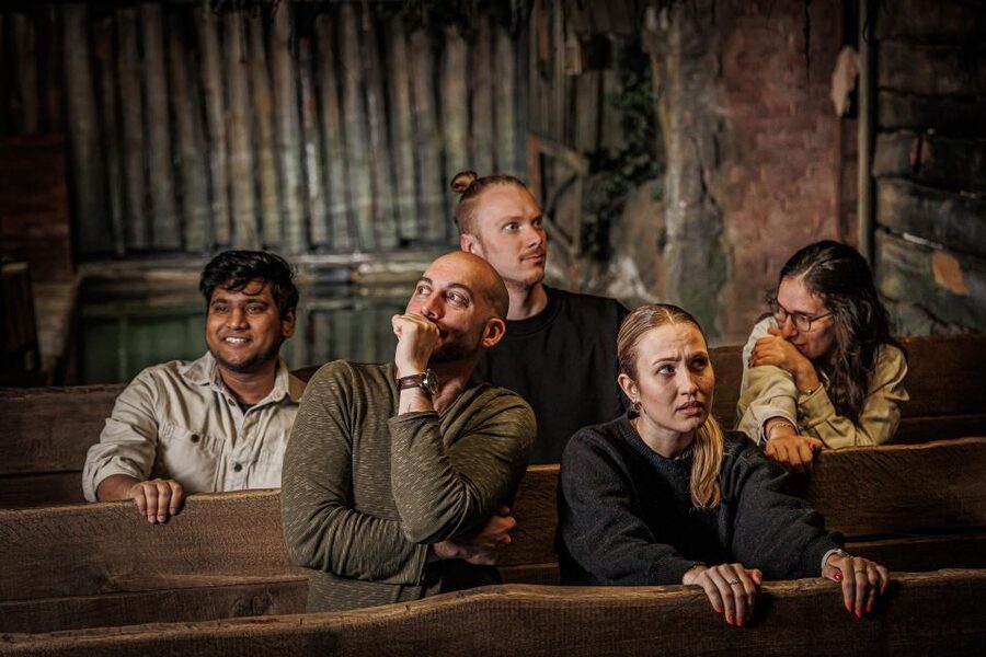 Berlin: Madame Tussauds Museum & Berlin Dungeon Combo Ticket - Key points to know before booking